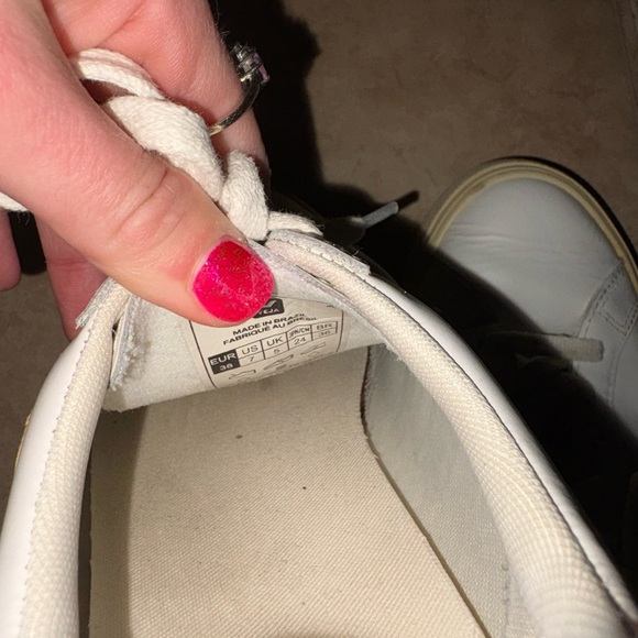 Veja- still on Anthropologies Website! Women's Cream and Gold Leather Sneakers - Picture 8 of 8